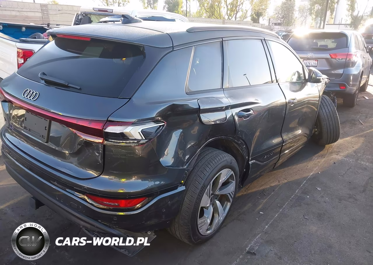 2025 Audi Q6 E-Tron Premium Plus Quattro VIN:WA124BGF9SA020127 - 4