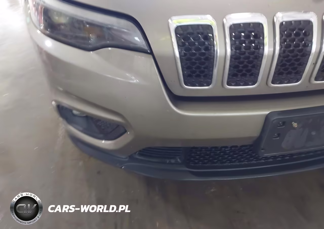 2019 Jeep Cherokee Latitude 4X4 VIN:1C4PJMCB9KD464089 - 13