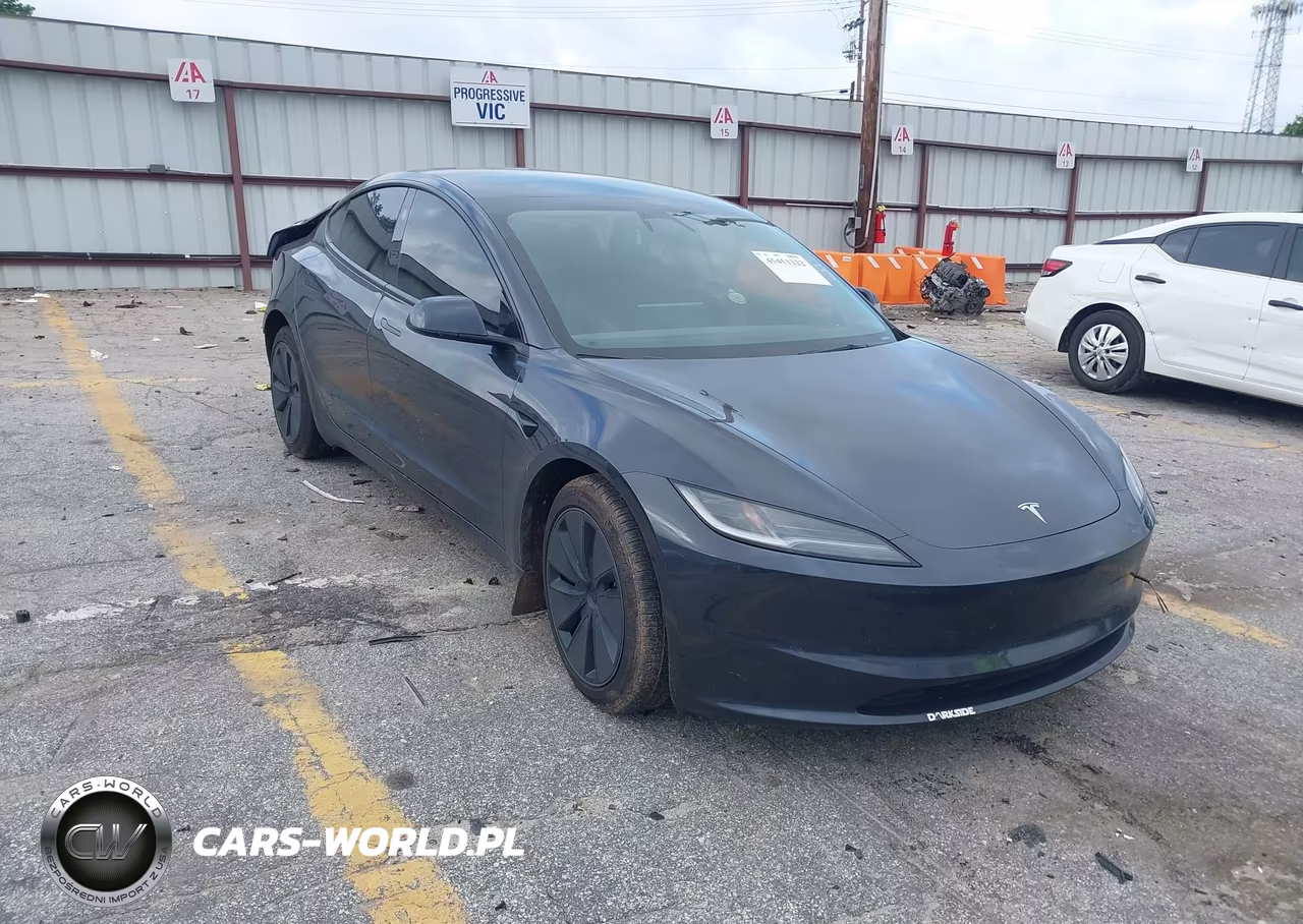 2024 Tesla Model 3 Long Range Dual Motor All-Wheel Drive VIN:5YJ3E1EB6RF810469 - 1