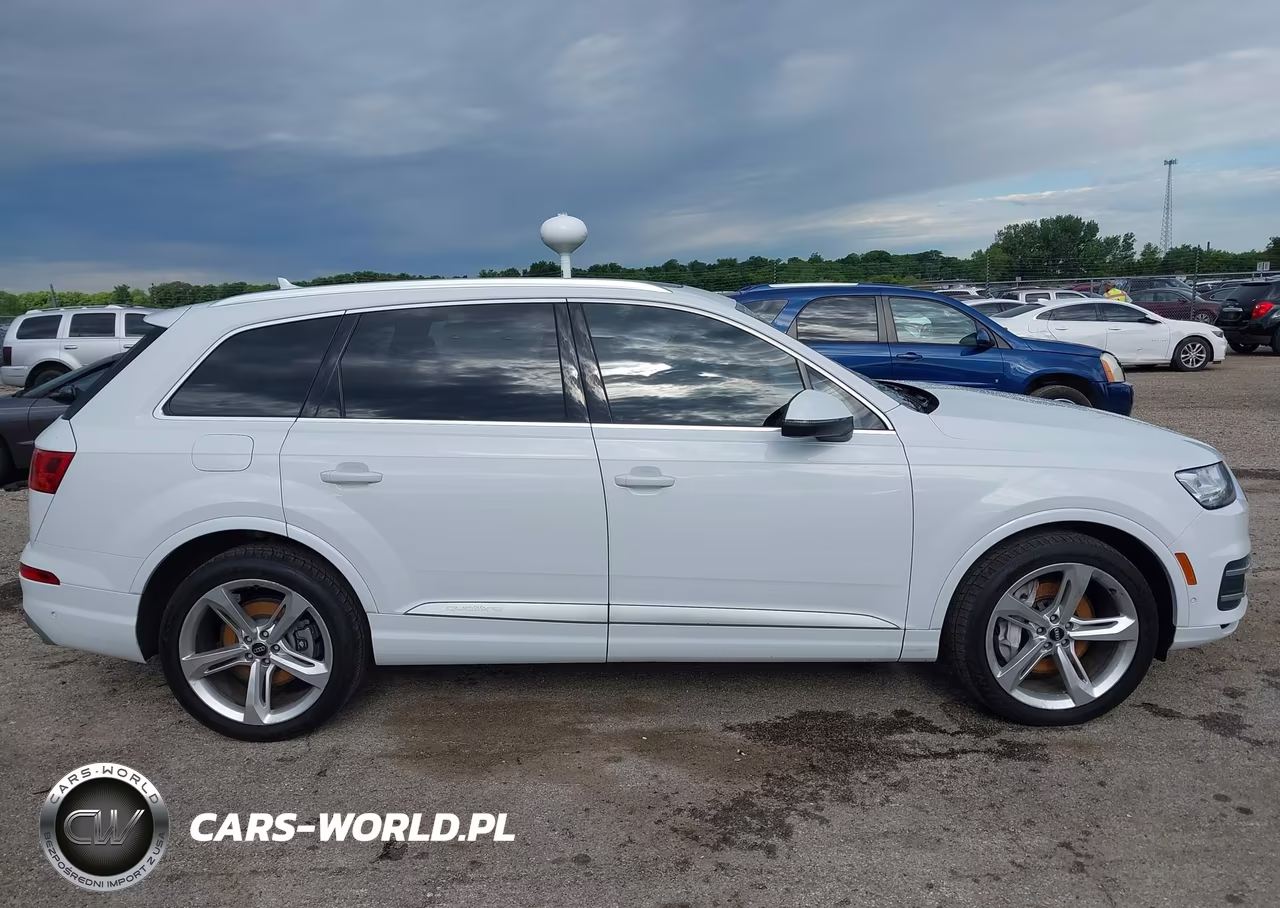 2019 Audi Q7 55 Premium VIN:WA1VAAF72KD024089 - 13