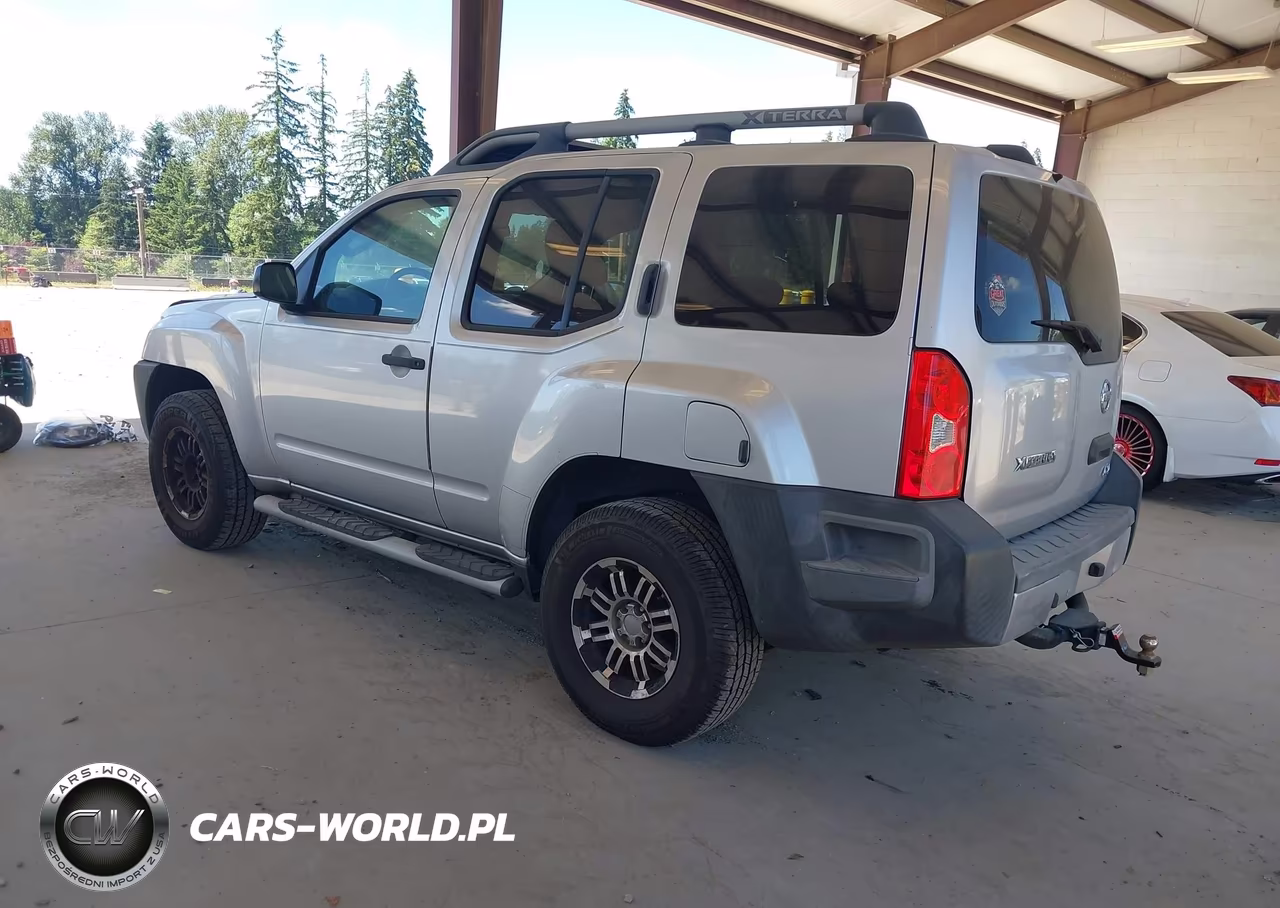 2010 Nissan Xterra X VIN:5N1AN0NW4AC524704 - 3