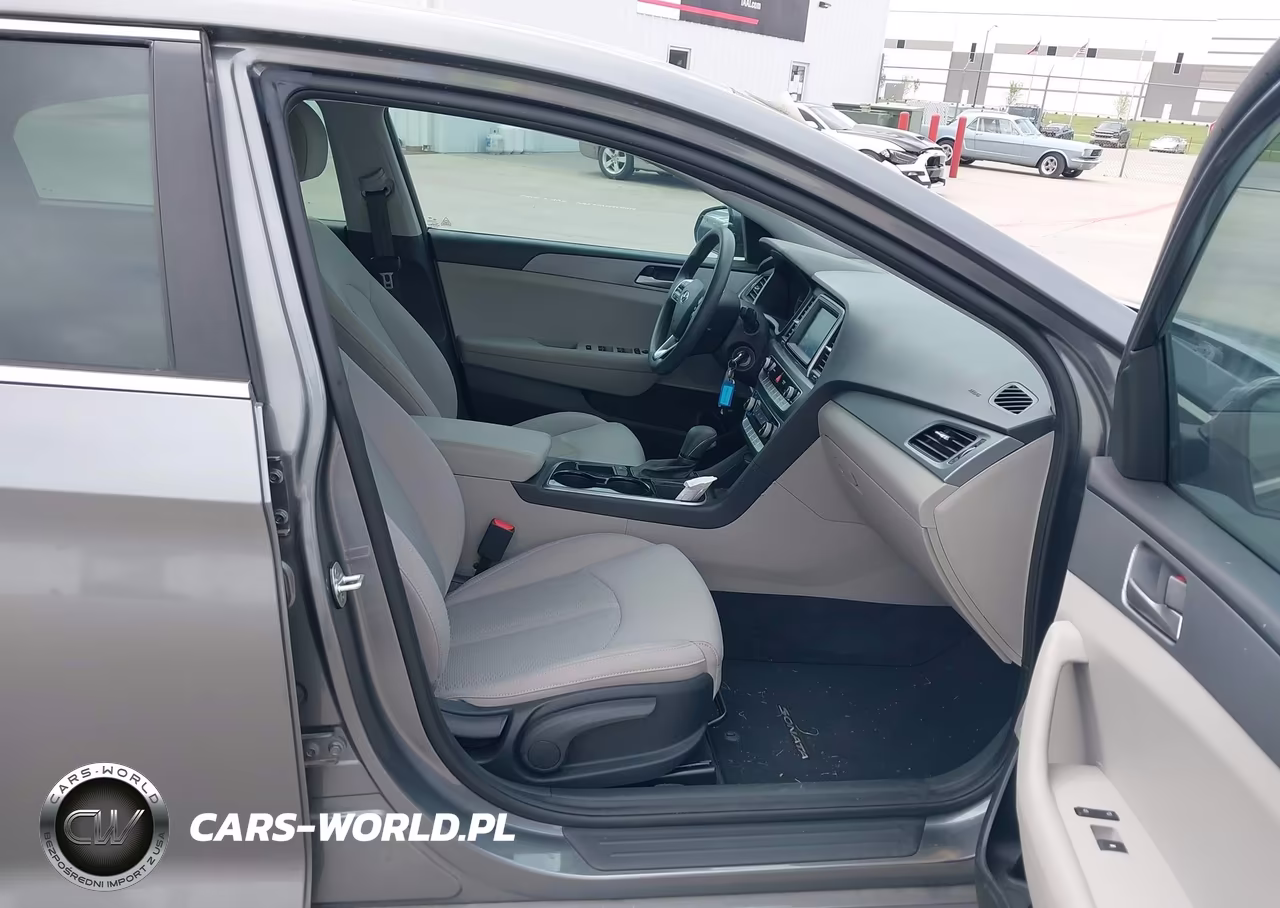 2019 Hyundai Sonata Eco VIN:5NPE24AA8KH774517 - 5
