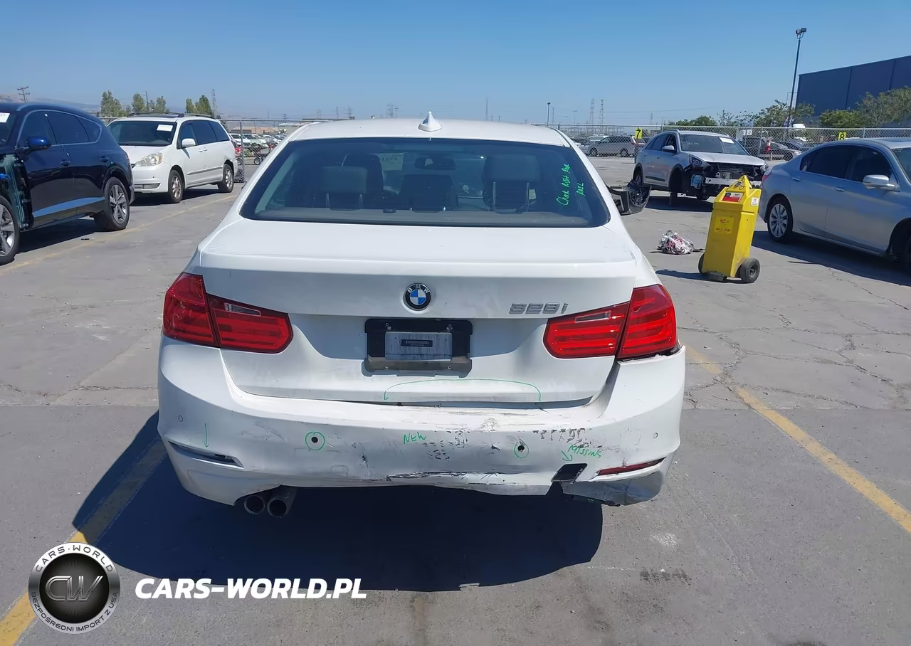 2015 BMW 328I VIN:WBA3C1C54FP852463 - 17