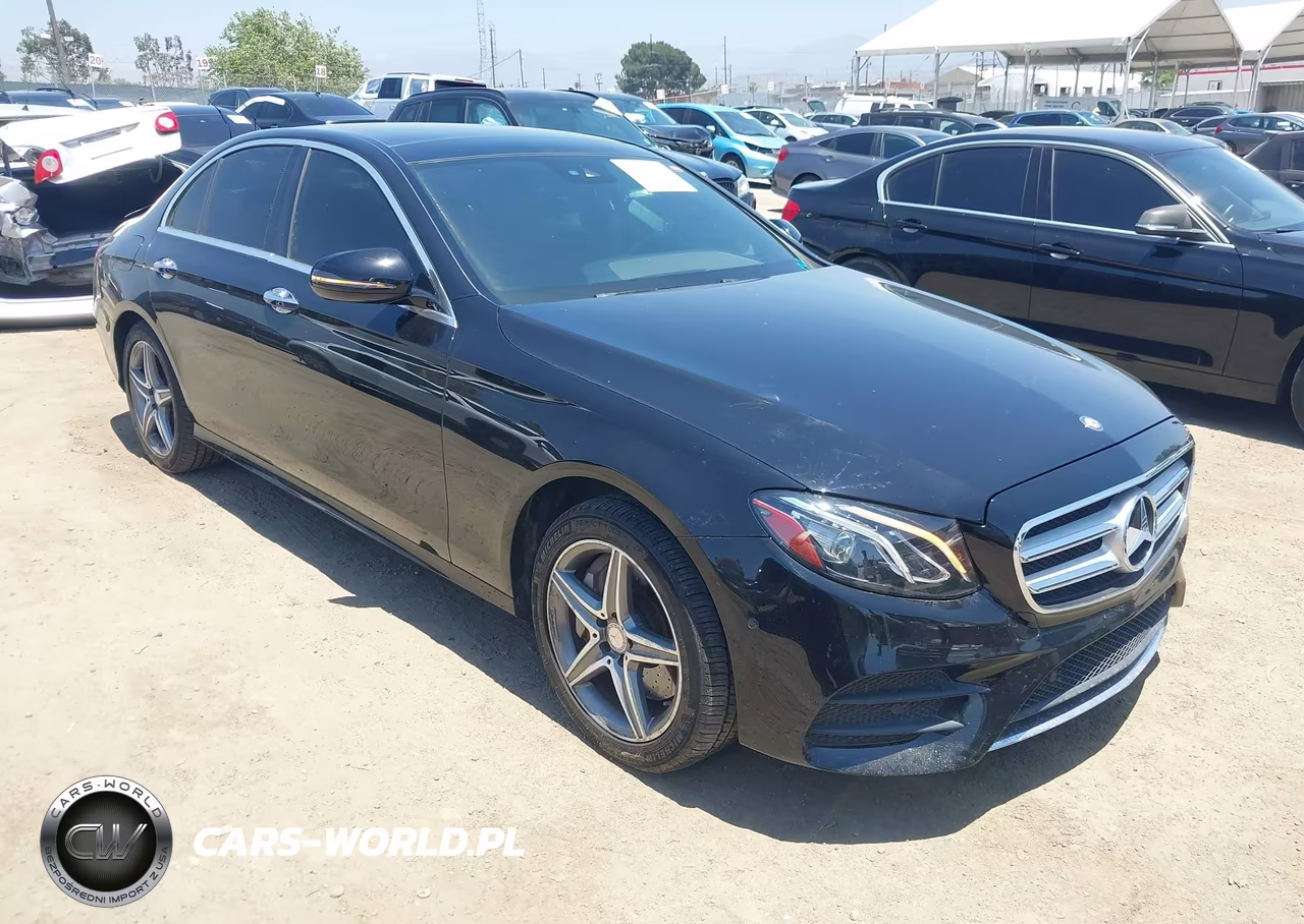 2017 Mercedes-Benz E 300 4Matic – zdjęcie 1 z 16
