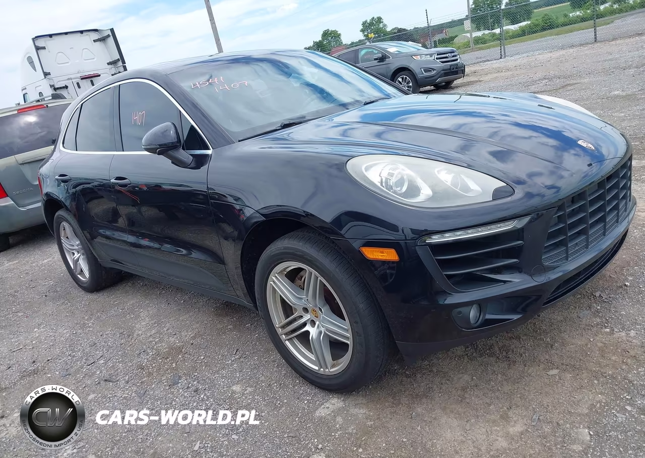 2016 Porsche Macan S