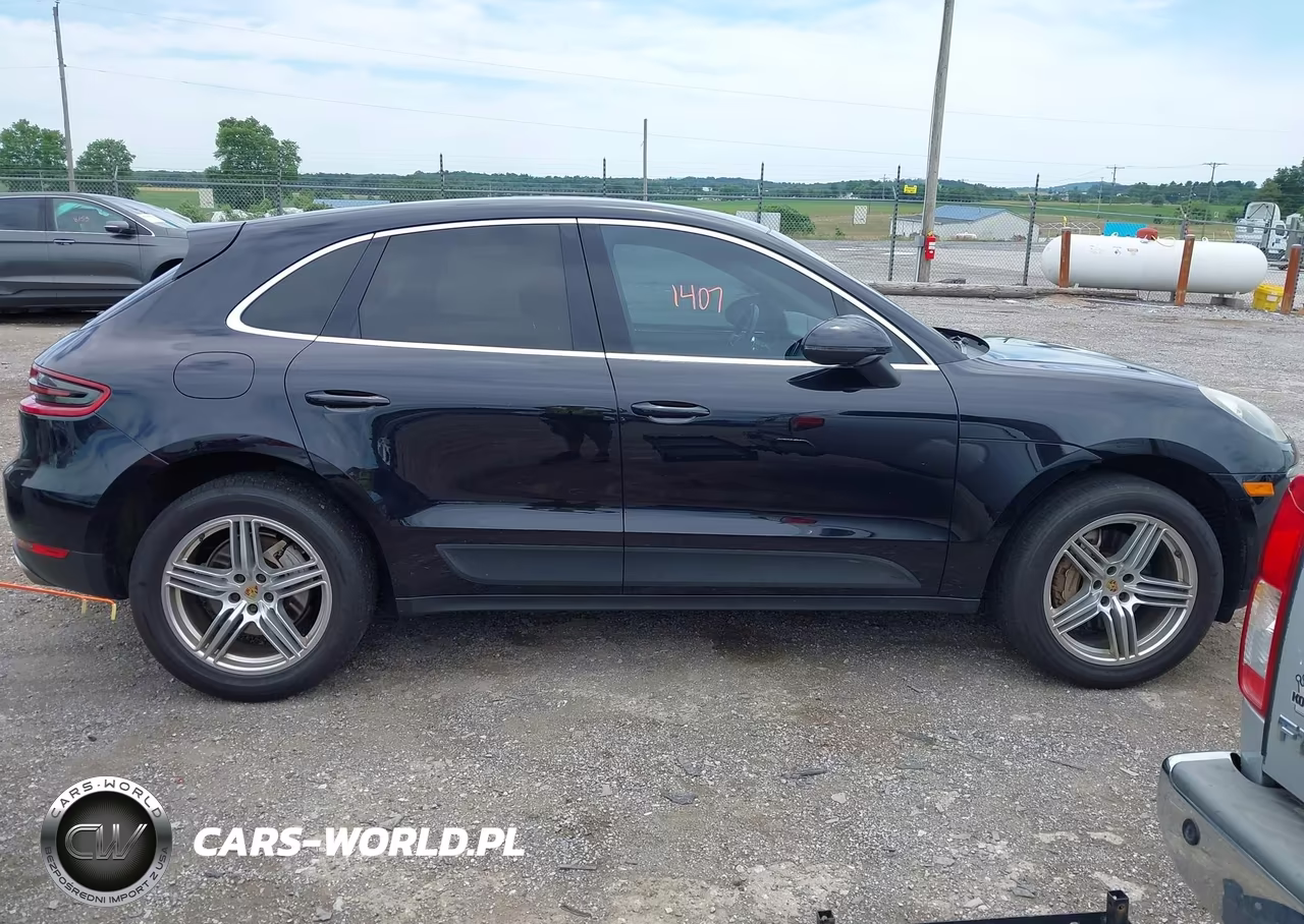 2016 Porsche Macan S VIN:WP1AB2A58GLB40227 - 13