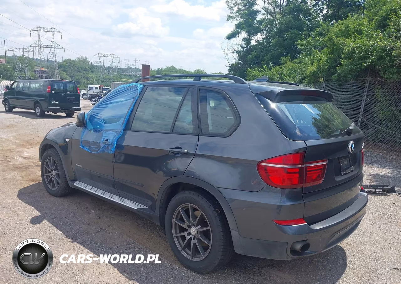 2012 BMW X5 VIN:5UXZV4C58CL990047 - 3