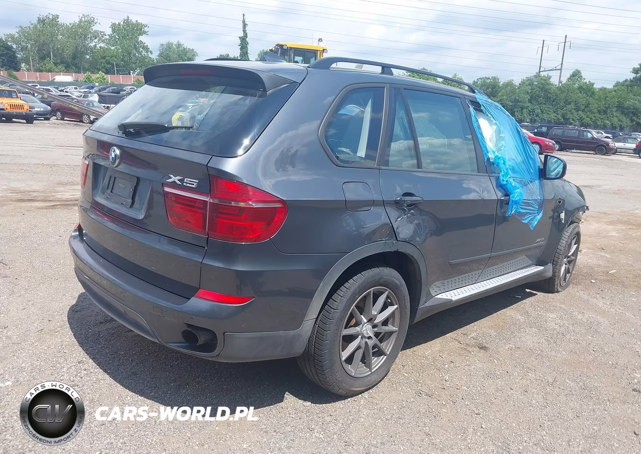 2012 BMW X5 VIN:5UXZV4C58CL990047 - 4