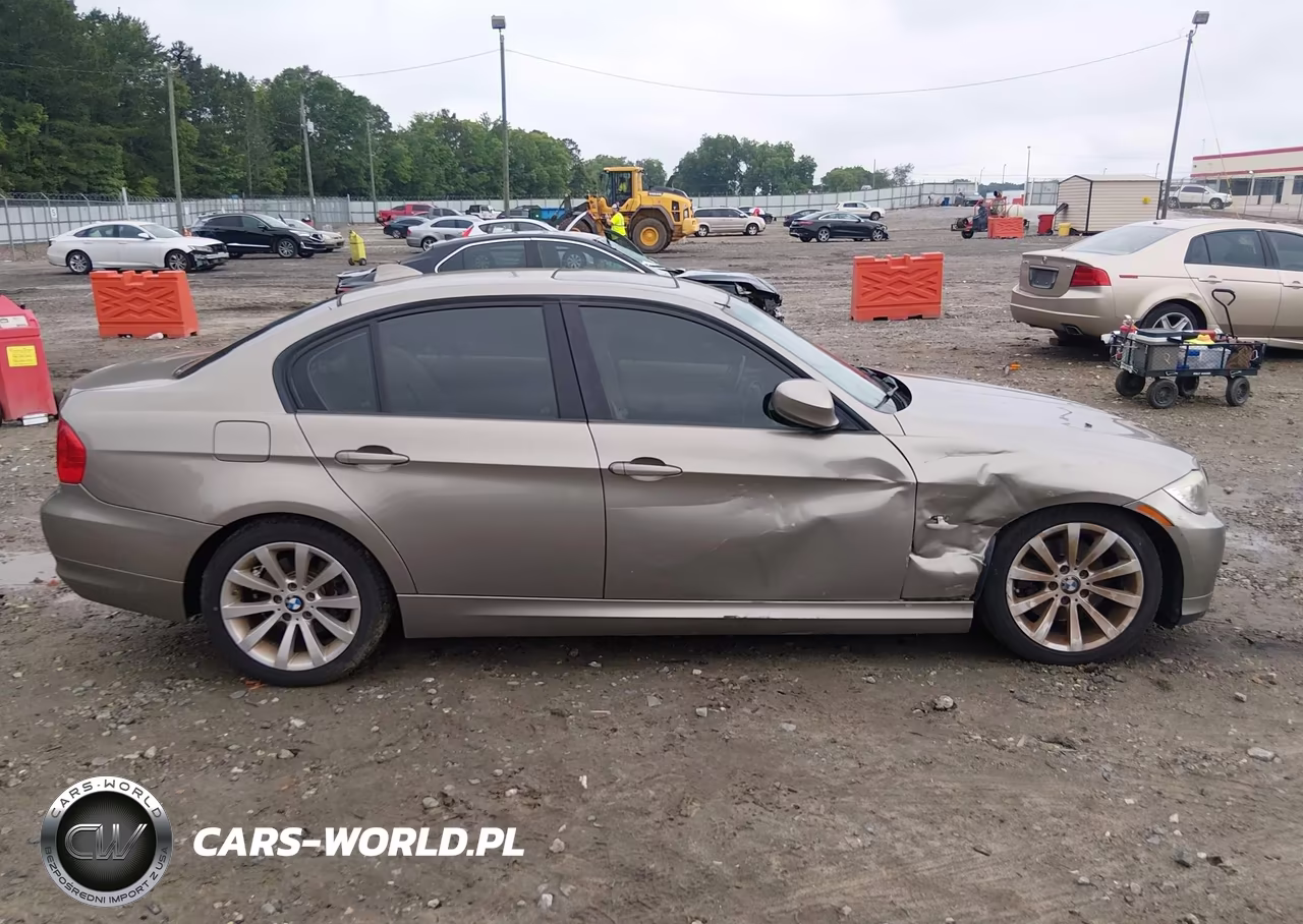 2011 BMW 328I VIN:WBAPH7G51BNM56190 - 13