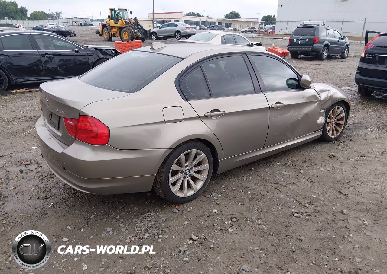 2011 BMW 328I VIN:WBAPH7G51BNM56190 - 4