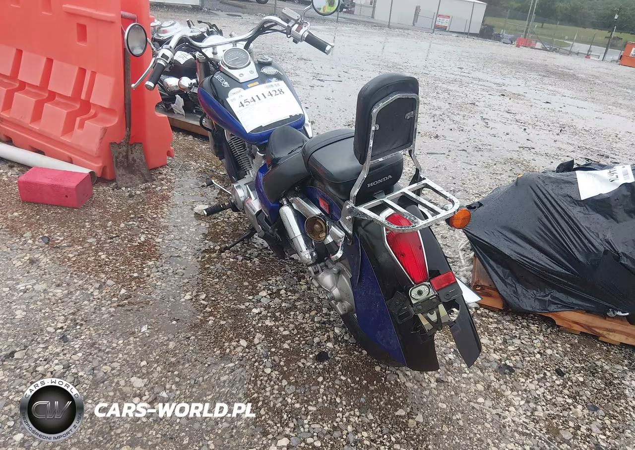 2004 Honda Vt750 Ca VIN:JH2RC50334M004703 - 3