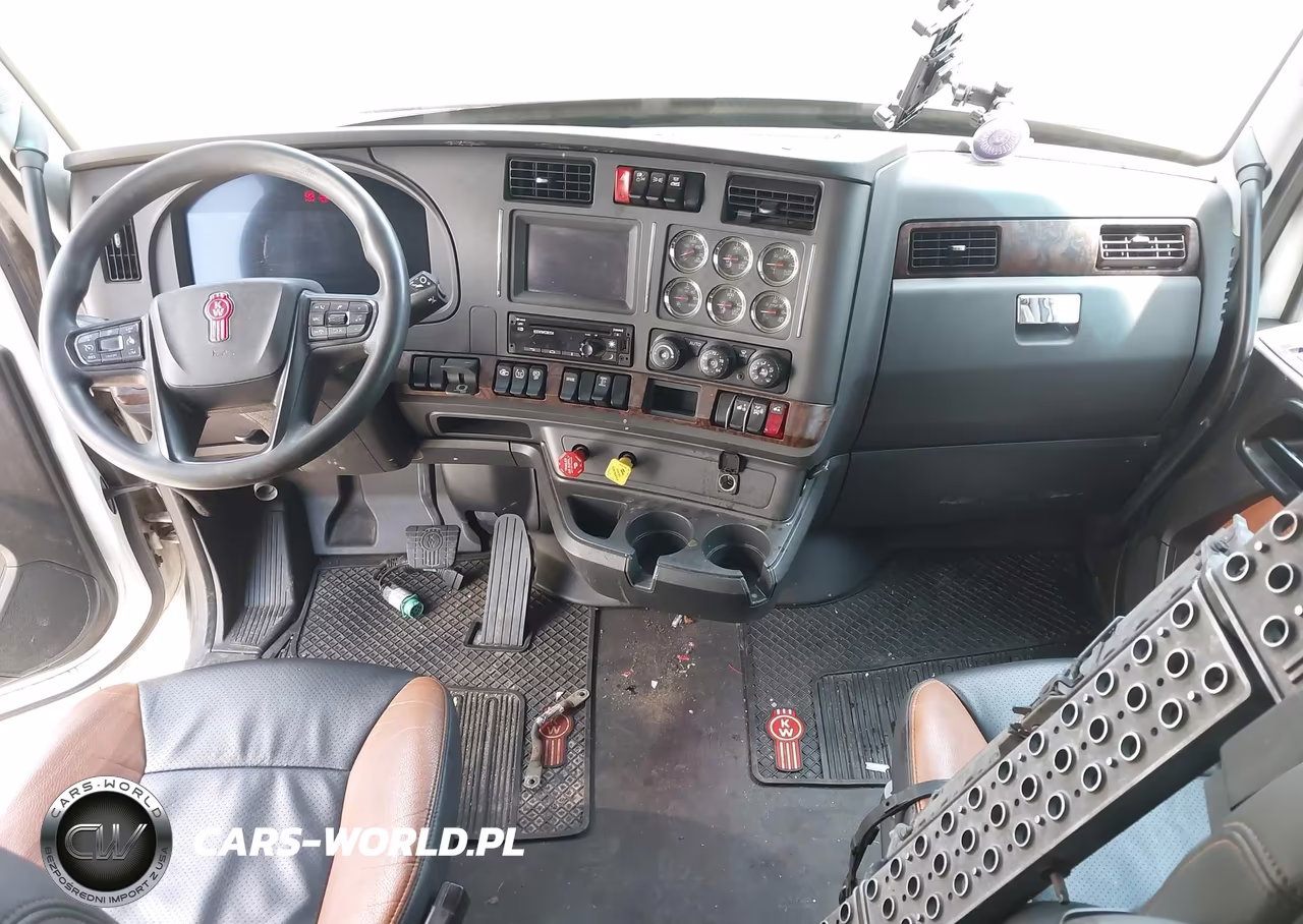 2022 Kenworth T680 VIN:1XKYDP9X9NJ162523 - 21