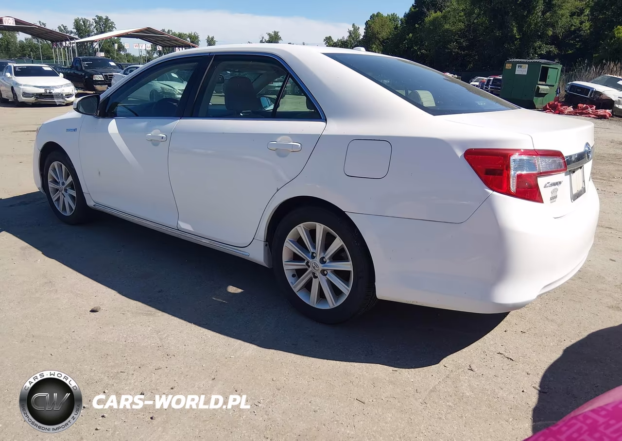 2013 Toyota Camry Hybrid Xle VIN:4T1BD1FK3DU090668 - 3