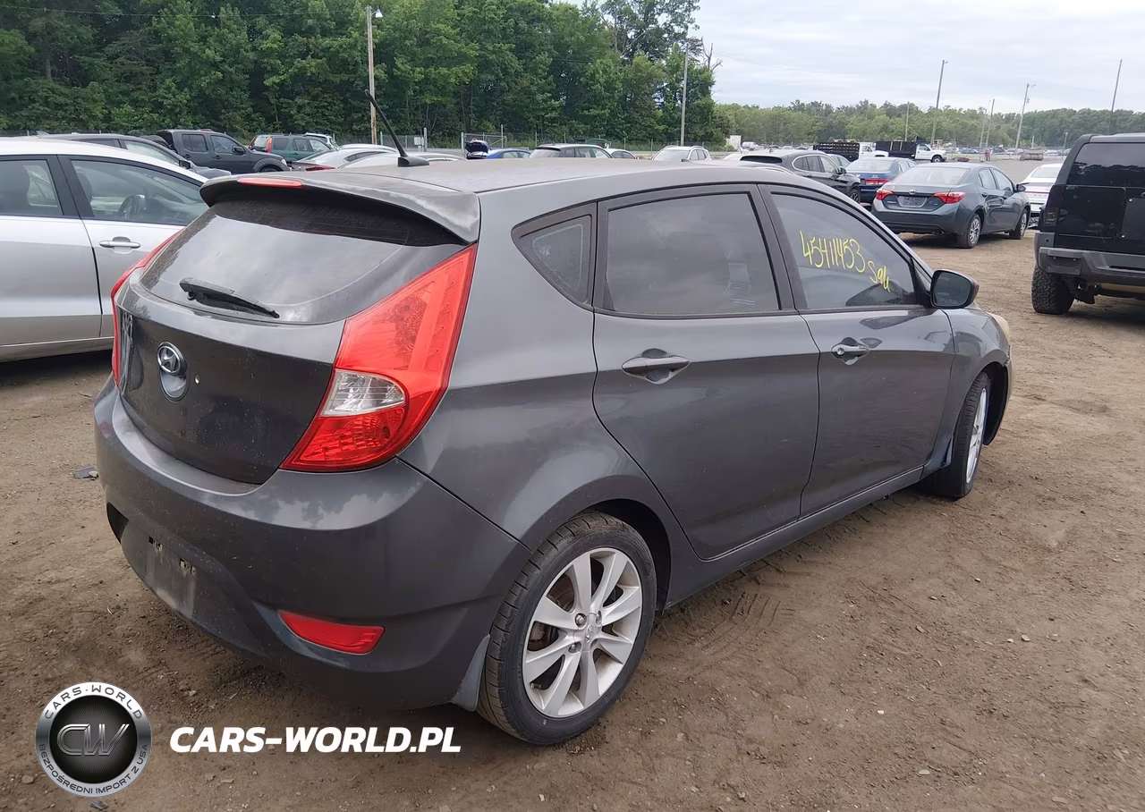 2012 Hyundai Accent Se VIN:KMHCU5AEXCU045142 - 4