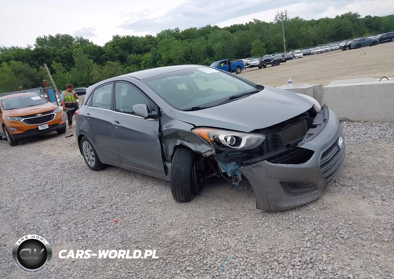2017 Hyundai Elantra Gt – zdjęcie 1 z 16
