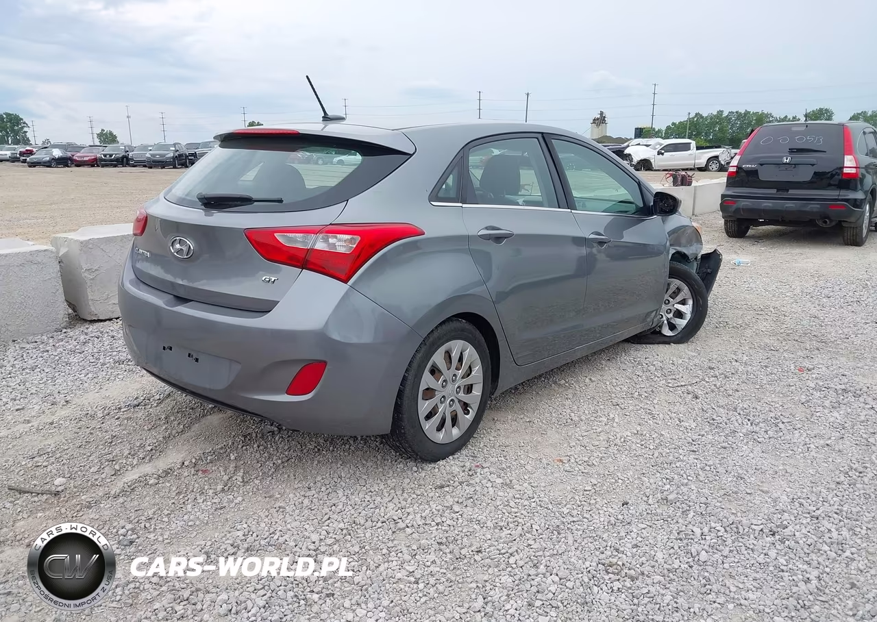 2017 Hyundai Elantra Gt VIN:KMHD35LH8HU375691 - 4