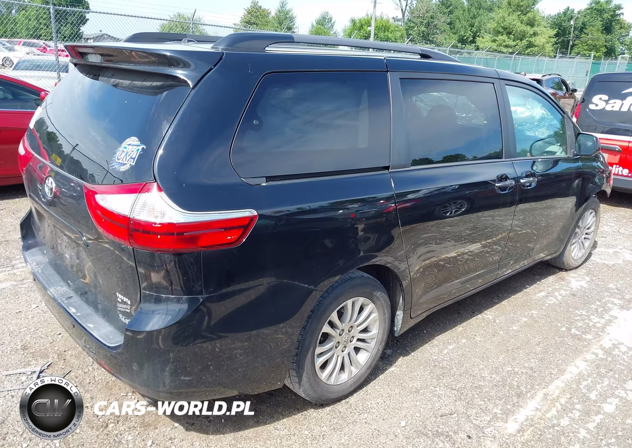 2016 Toyota Sienna Xle 8 Passenger VIN:5TDYK3DC2GS710544 - 4