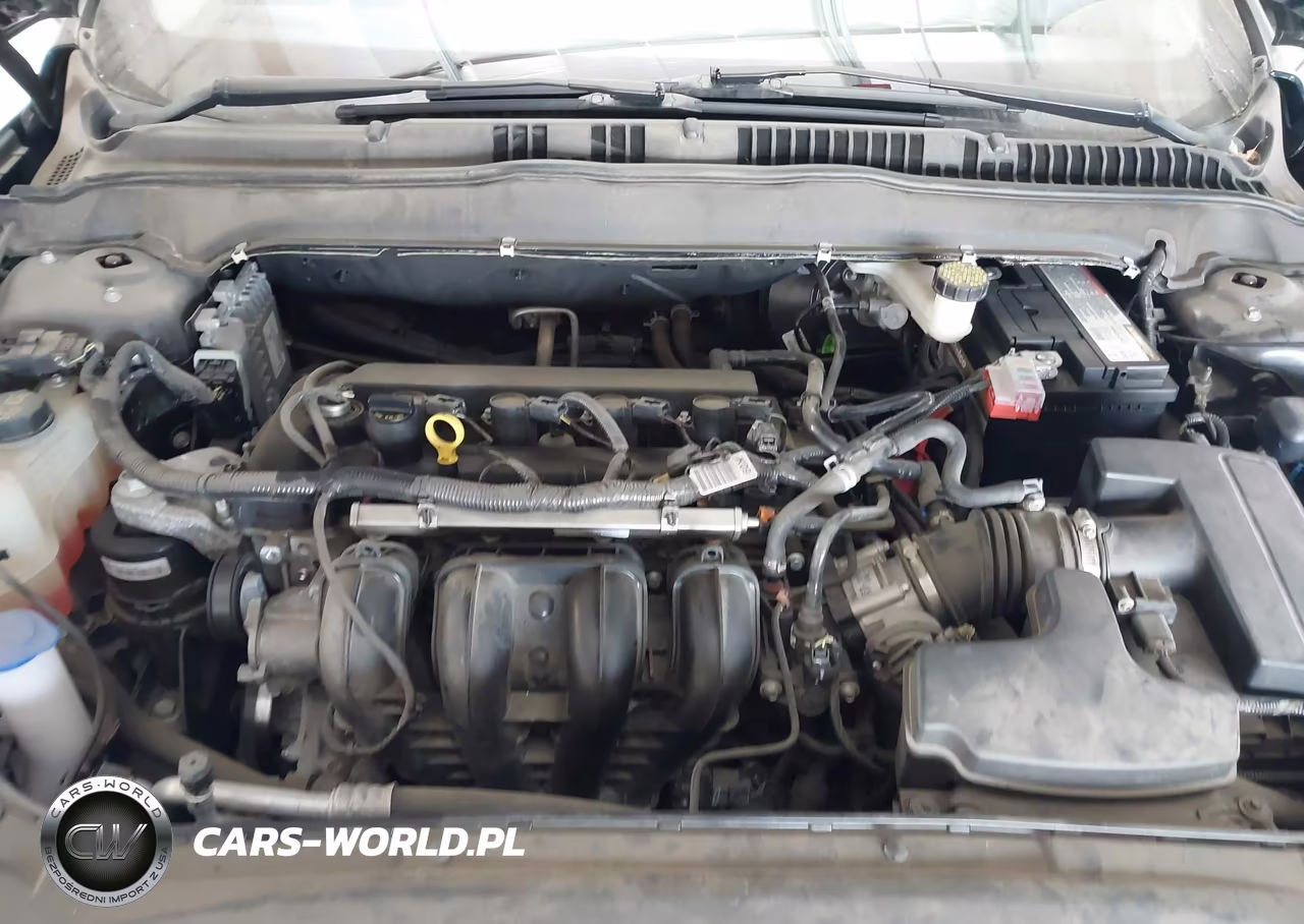 2019 Ford Fusion S VIN:3FA6P0G75KR273940 - 10