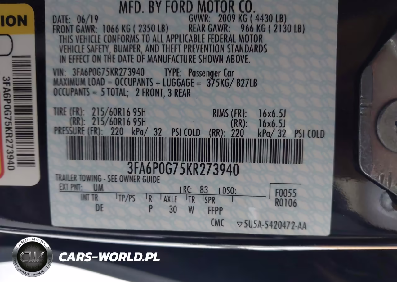 2019 Ford Fusion S VIN:3FA6P0G75KR273940 - 9