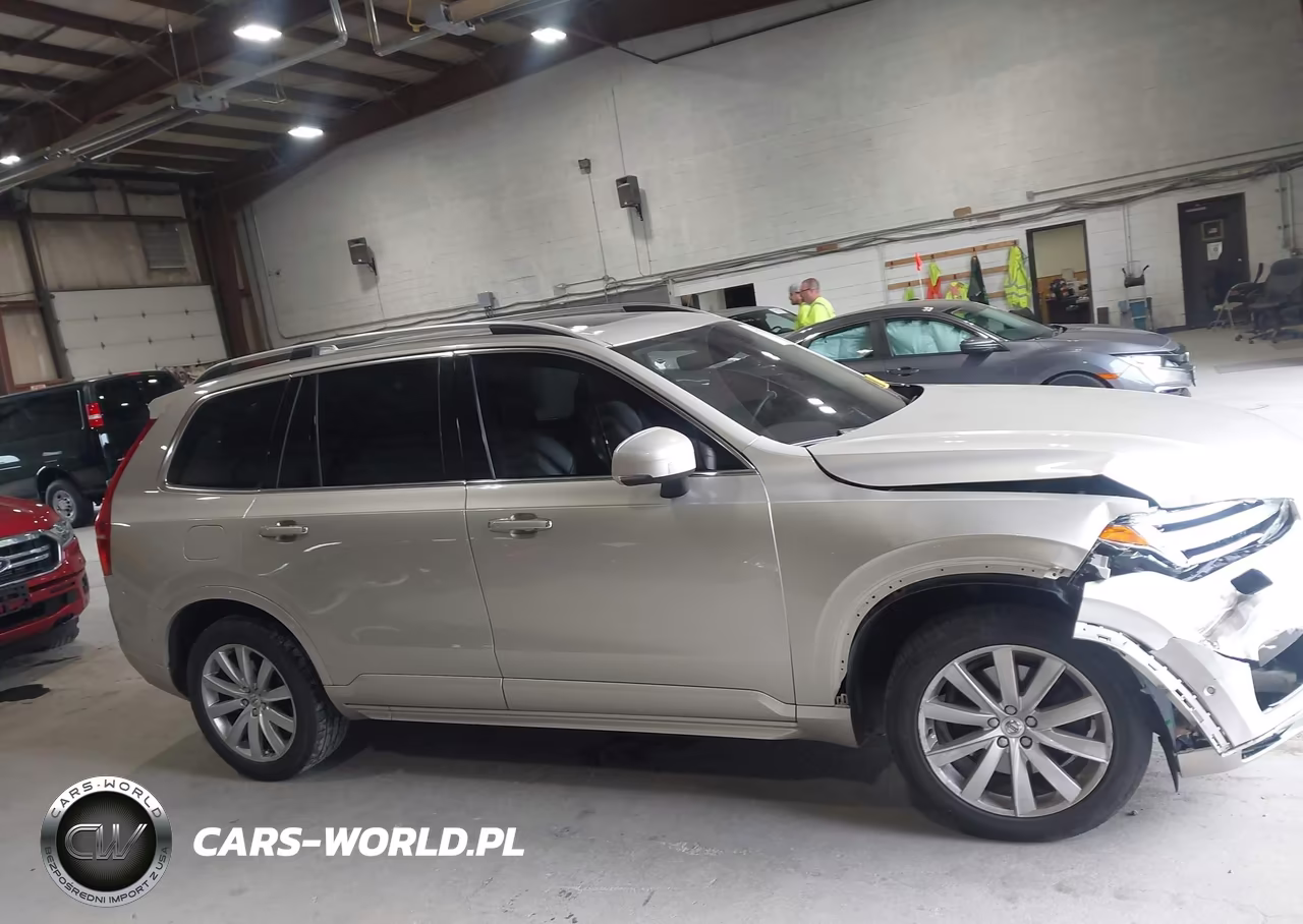 2017 Volvo Xc90 T6 Momentum VIN:YV4A22PKXH1147110 - 13