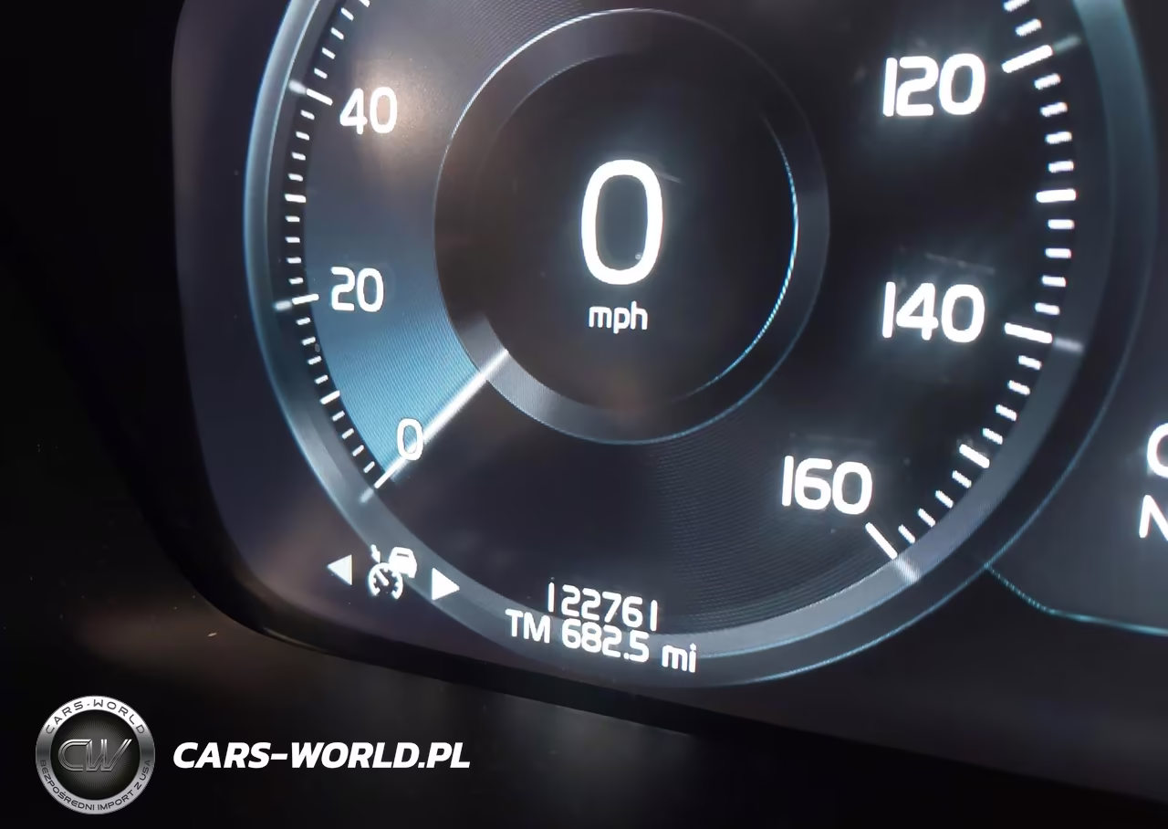 2017 Volvo Xc90 T6 Momentum VIN:YV4A22PKXH1147110 - 15