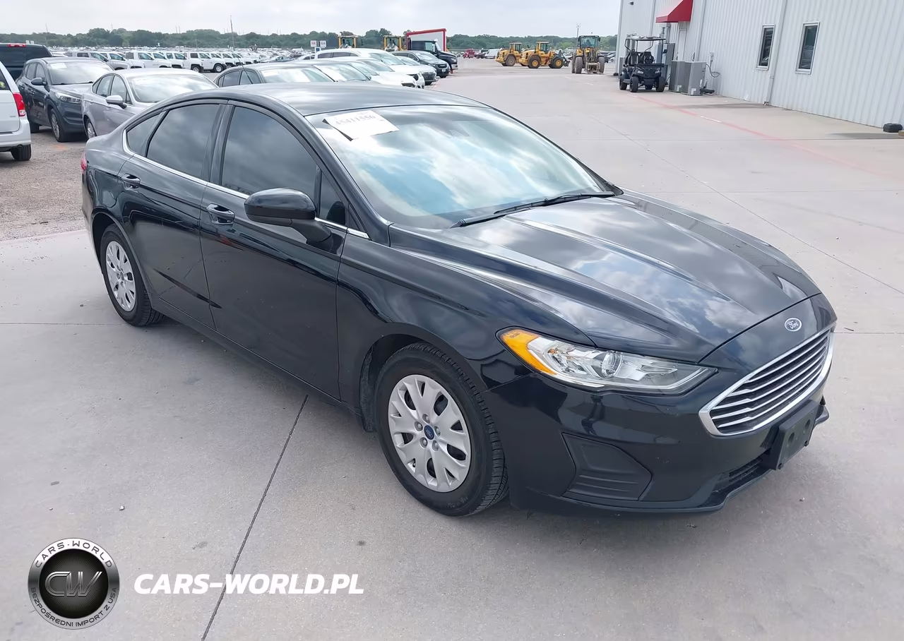 2019 Ford Fusion S – zdjęcie 1 z 16
