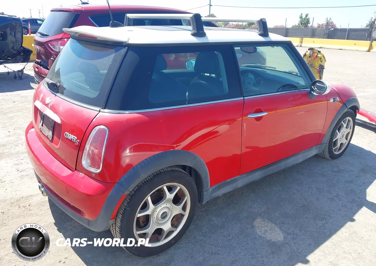 2006 Mini Cooper S VIN:WMWRE33596TN27637 - 4