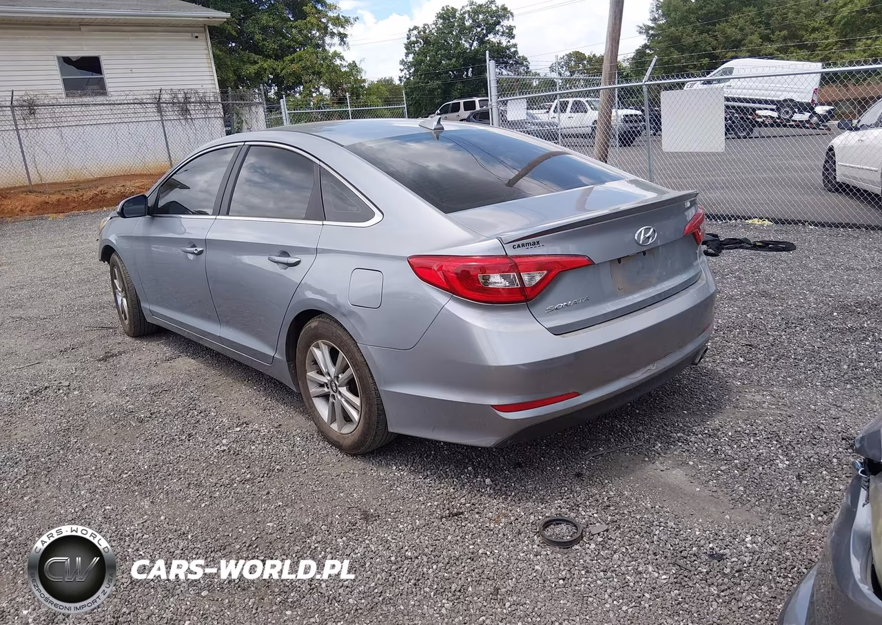 2017 Hyundai Sonata VIN:5NPE24AF5HH560735 - 3
