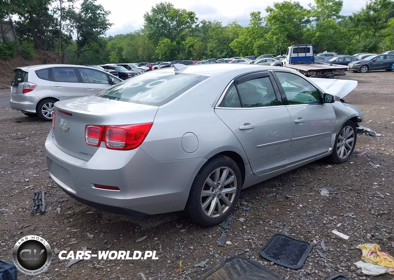 2015 Chevrolet Malibu 2Lt VIN:1G11D5SL2FF266650 - 4