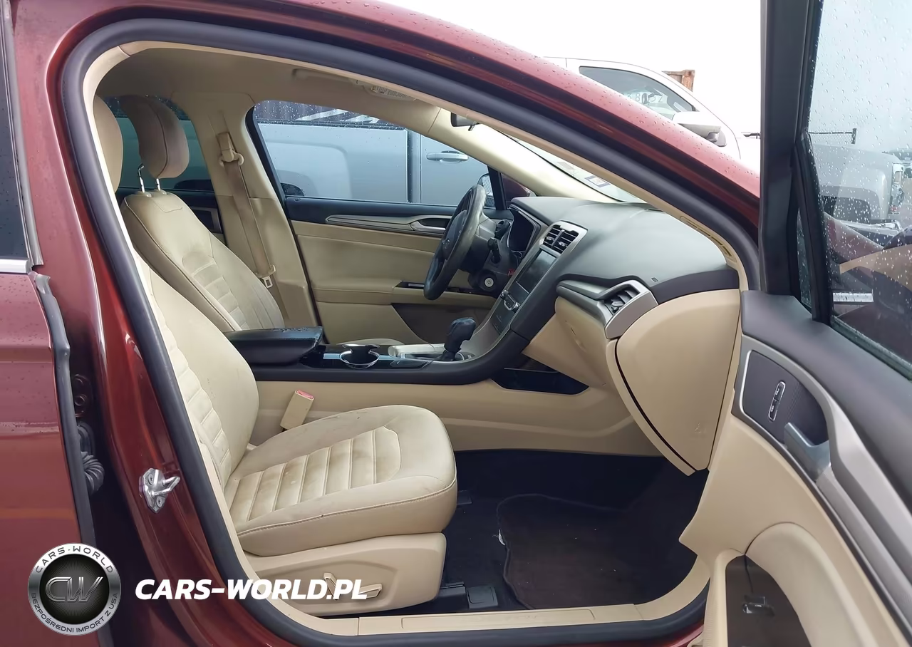 2015 Ford Fusion Se VIN:3FA6P0H73FR118422 - 5