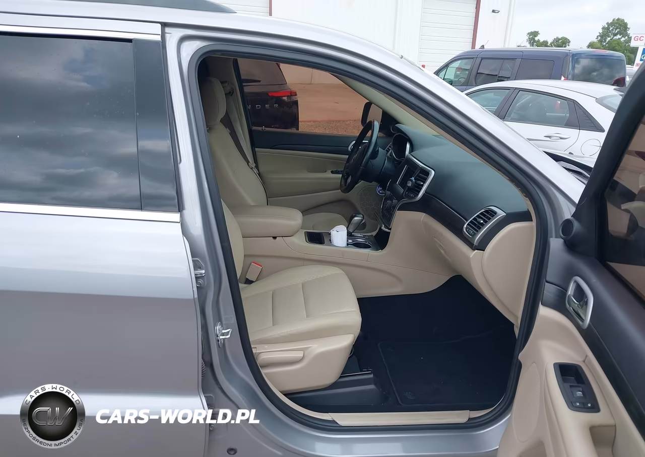 2021 Jeep Grand Cherokee Laredo E 4X2 VIN:1C4RJEAG7MC797820 - 5