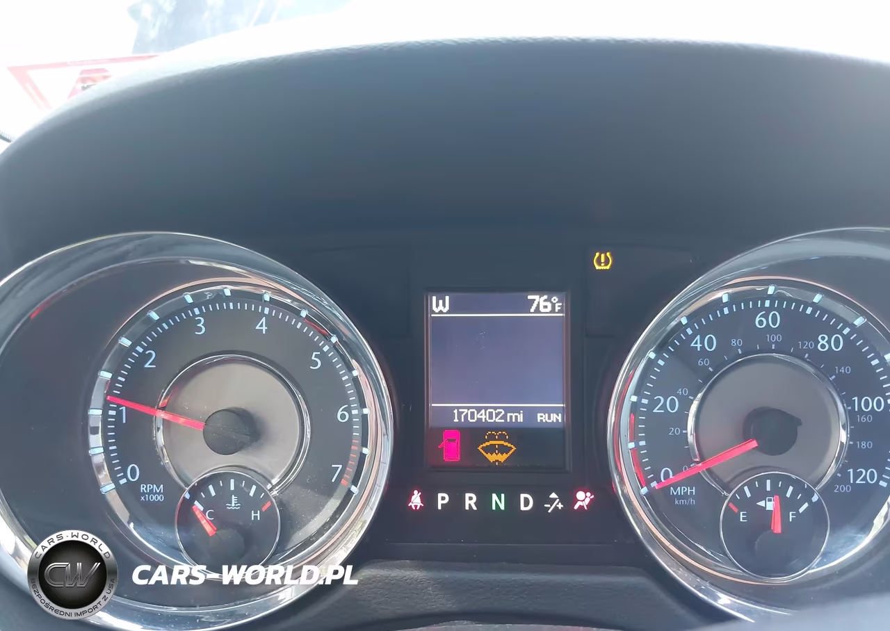2013 Chrysler Town & Country Touring VIN:2C4RC1BG4DR649214 - 7