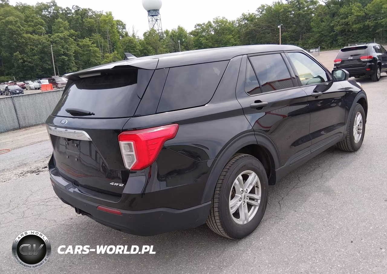 2022 Ford Explorer VIN:1FMSK8BBXNGB54645 - 4