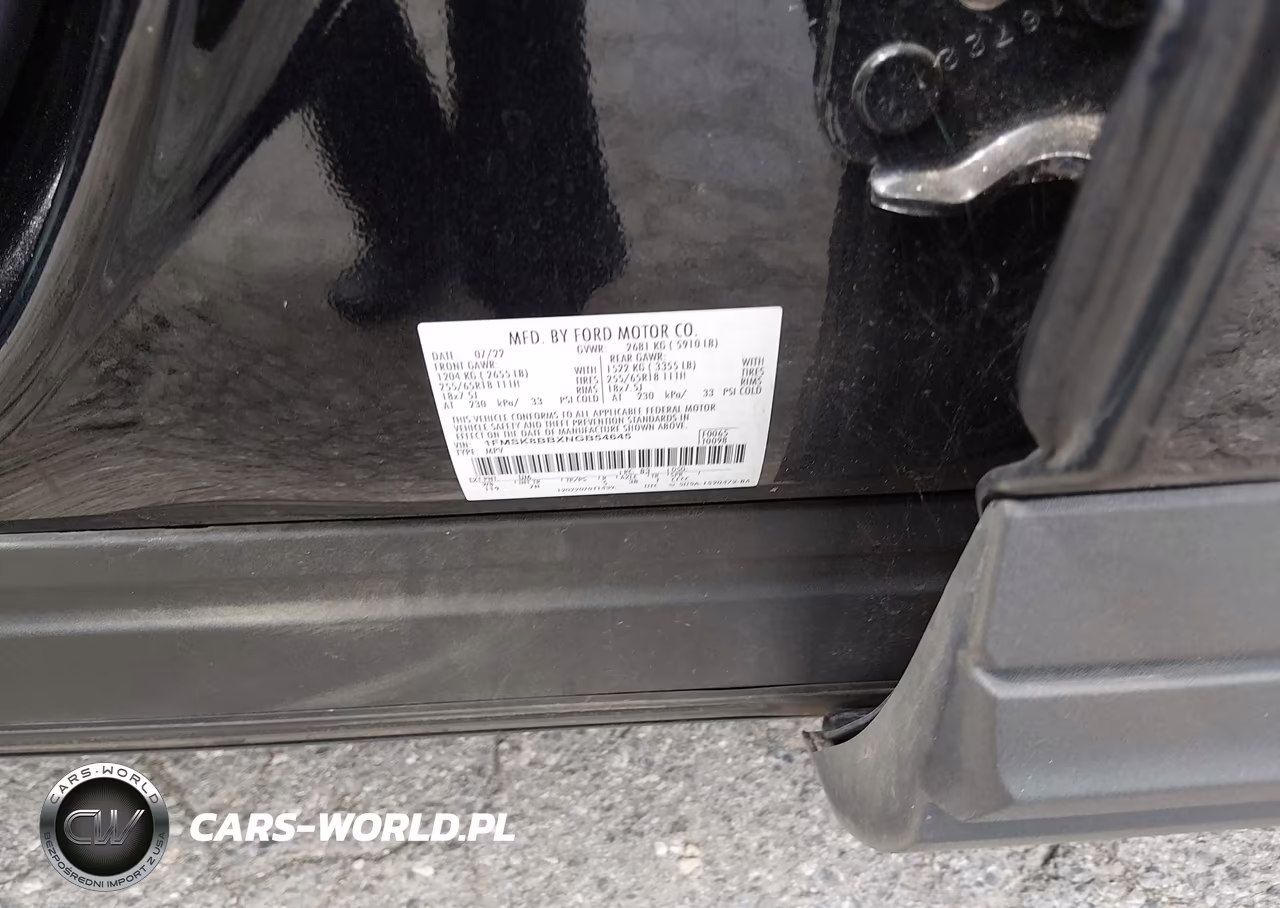 2022 Ford Explorer VIN:1FMSK8BBXNGB54645 - 9