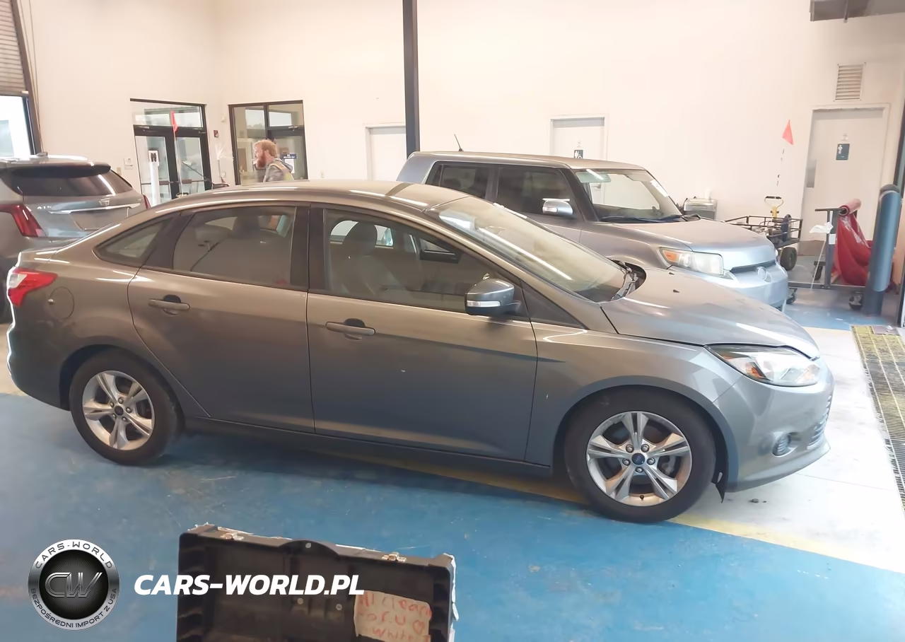 2014 Ford Focus Se VIN:1FADP3F22EL334050 - 13