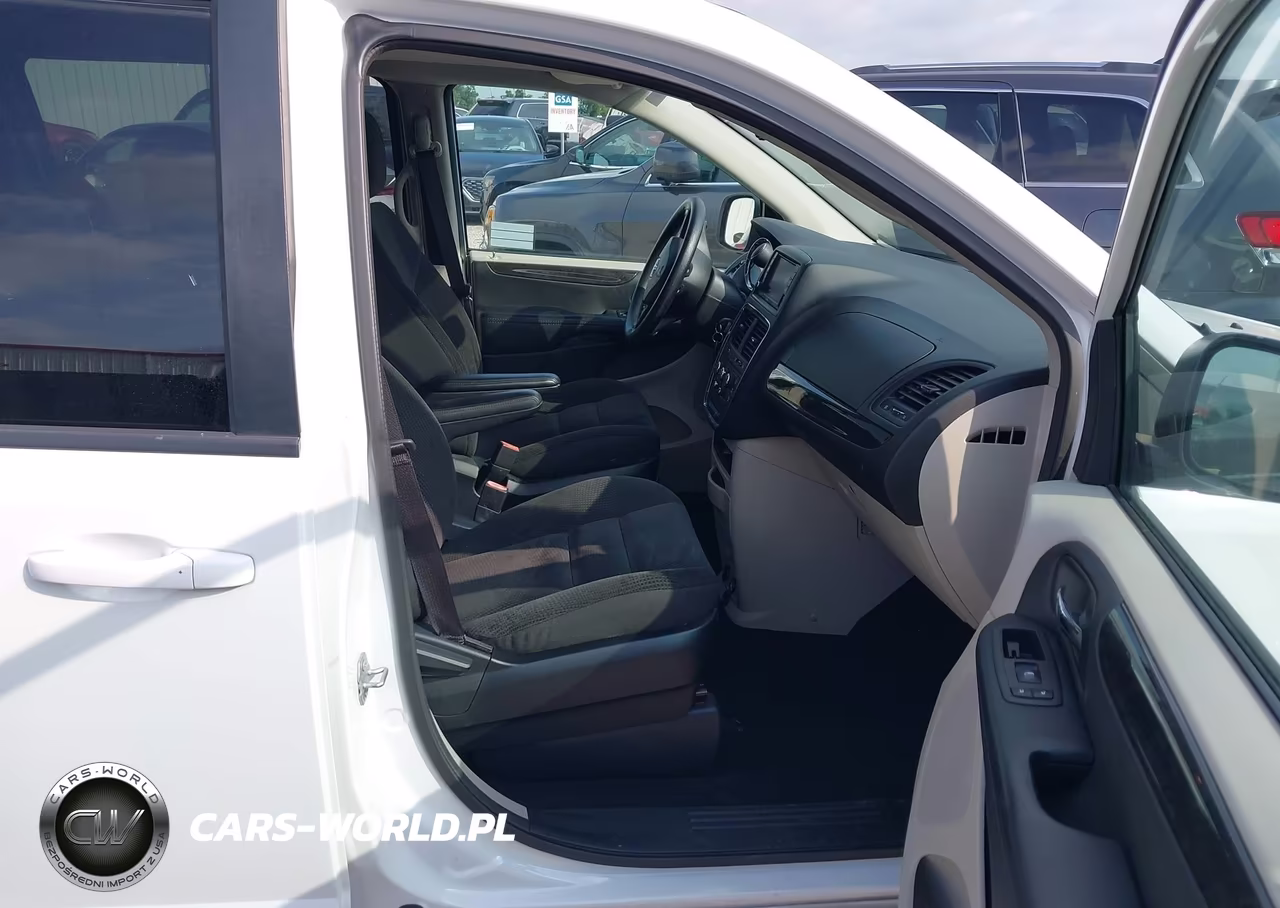2018 Dodge Grand Caravan Se VIN:2C4RDGBG5JR254843 - 5