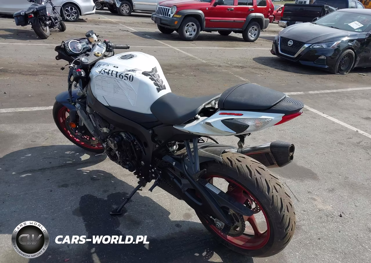 2024 Suzuki Gsx-R600 VIN:JS1GN7FA6R7100448 - 3