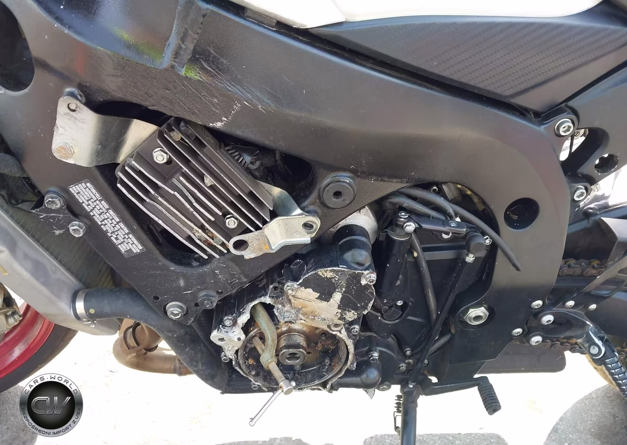 2024 Suzuki Gsx-R600 VIN:JS1GN7FA6R7100448 - 9