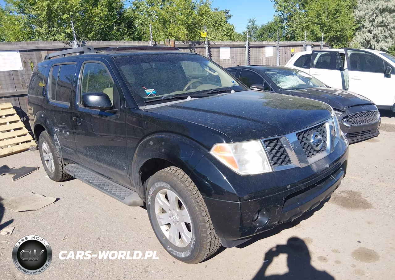 2007 Nissan Pathfinder Le