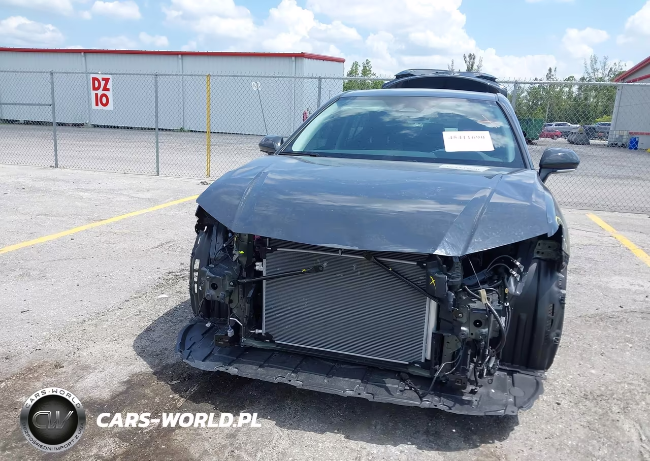 2026 Toyota Camry Le VIN:4T1DAACK0TU258030 - 12