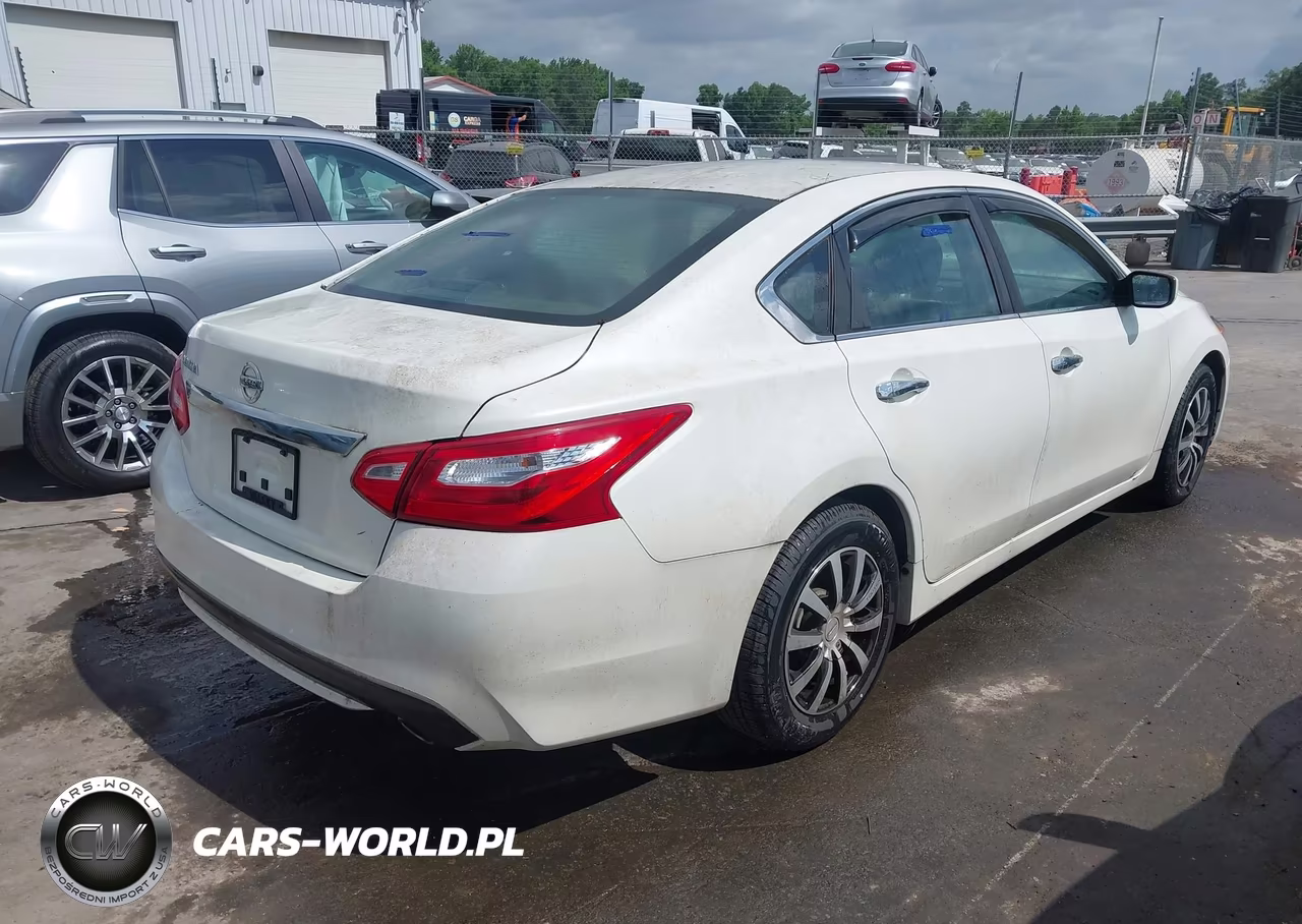 2016 Nissan Altima 2.5 S VIN:1N4AL3AP9GC257536 - 4