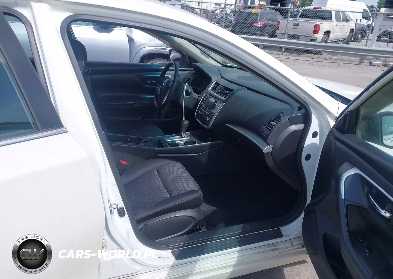 2016 Nissan Altima 2.5 S VIN:1N4AL3AP9GC257536 - 5