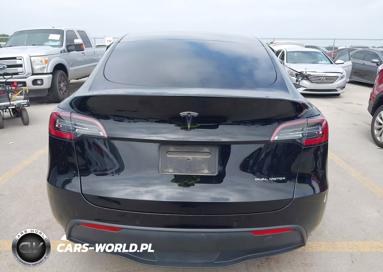 2020 Tesla Model Y Long Range Dual Motor All-Wheel Drive VIN:5YJYGDEE1LF034528 - 14