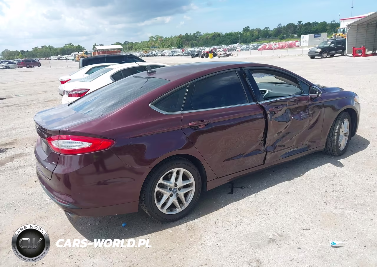 2013 Ford Fusion Se VIN:3FA6P0H72DR174784 - 4