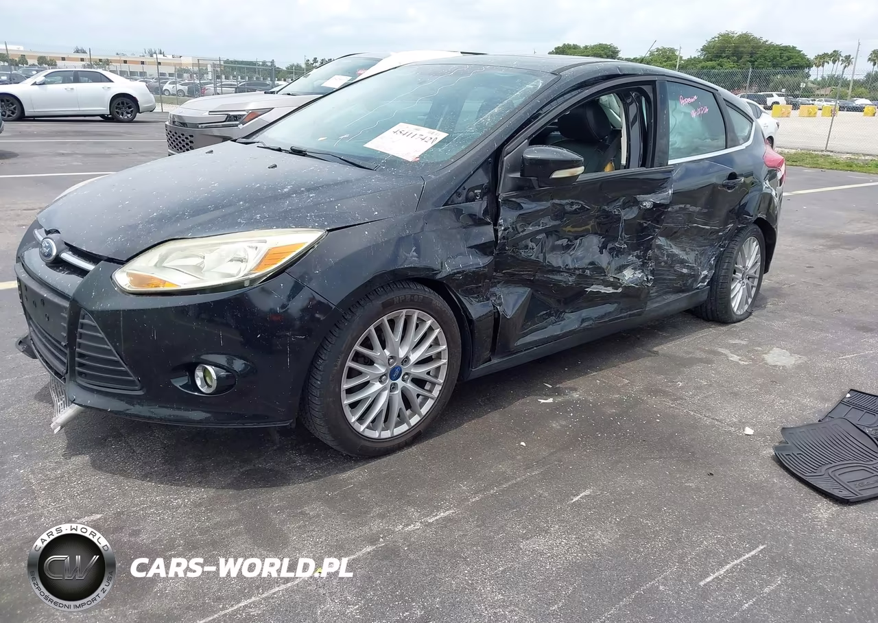 2013 Ford Focus Titanium VIN:1FADP3N25DL168963 - 2