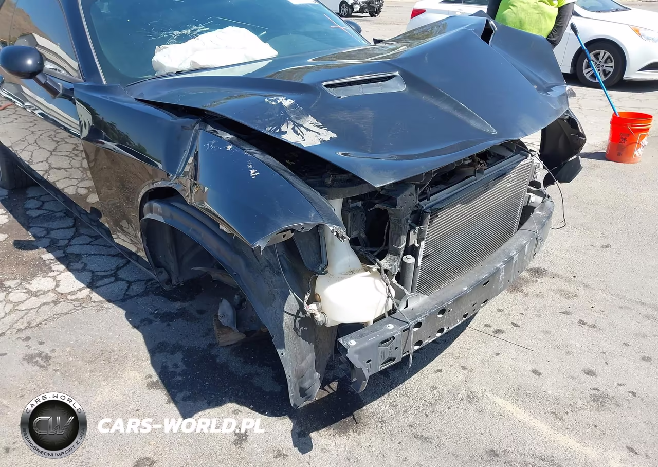 2019 Dodge Challenger Sxt VIN:2C3CDZAG2KH557383 - 18