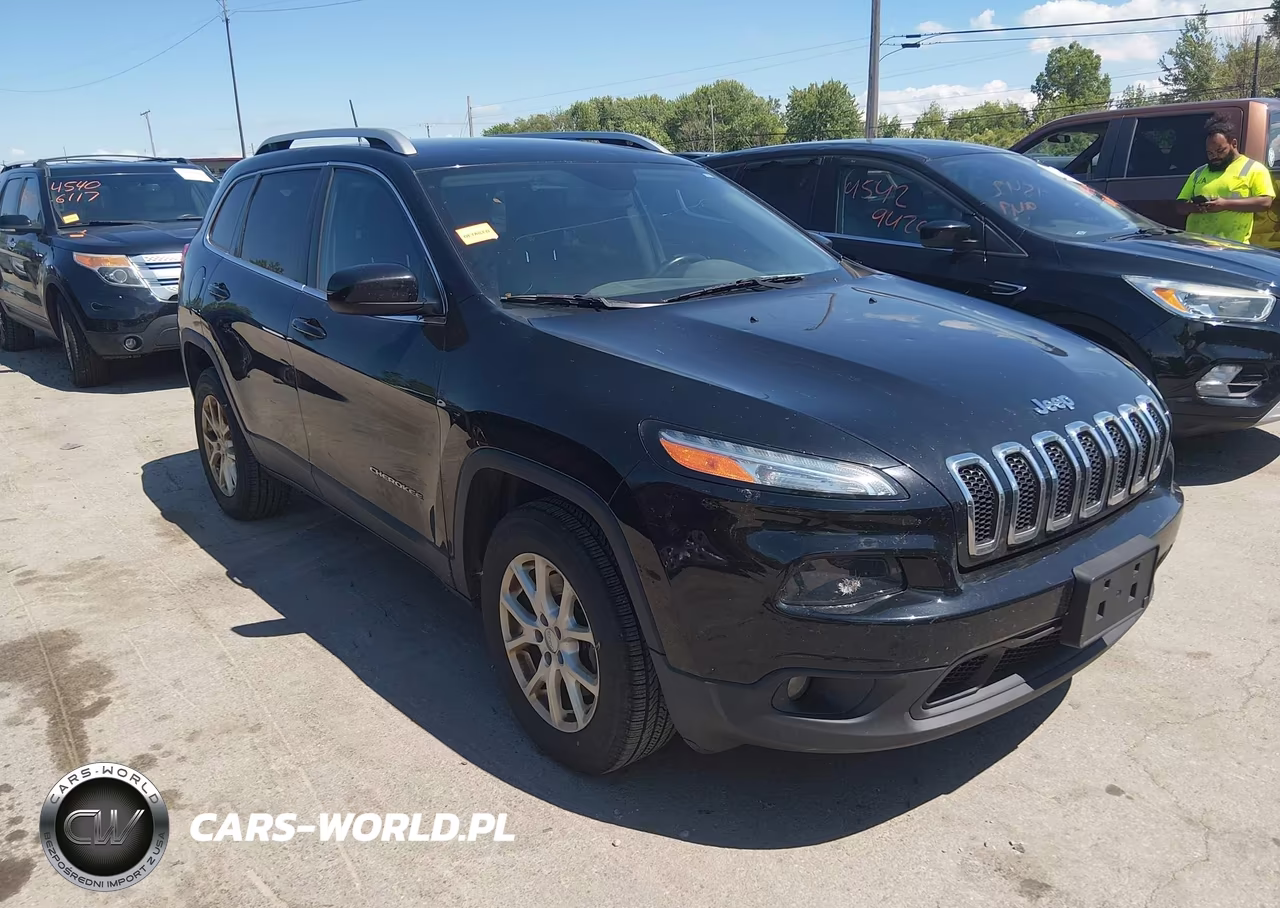 2018 Jeep Cherokee Latitude Plus 4X4 – zdjęcie 1 z 17