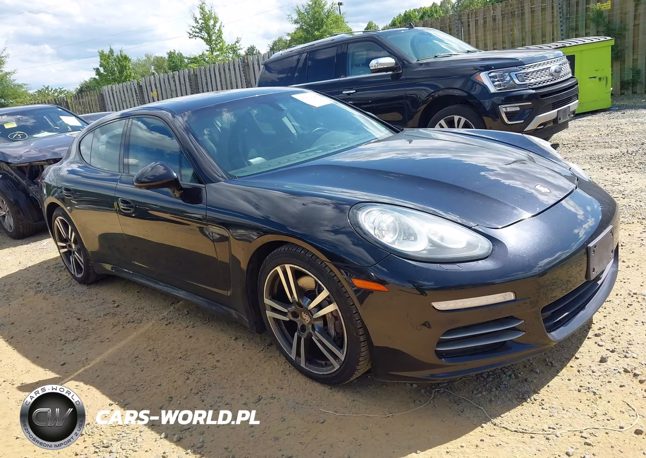 2016 Porsche Panamera 4 – zdjęcie 1 z 16