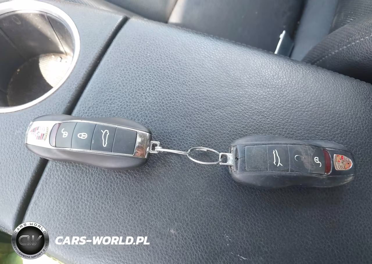 2016 Porsche Panamera 4 VIN:WP0AA2A7XGL002002 - 11