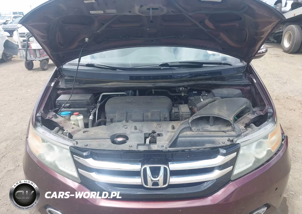 2015 Honda Odyssey Touring-Touring Elite VIN:5FNRL5H91FB108751 - 10